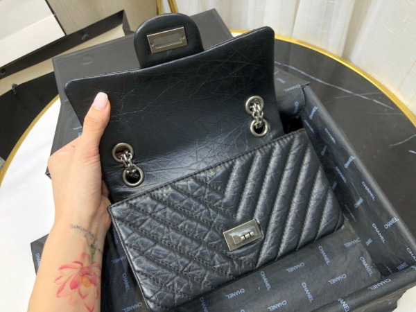 CL FLAP BAG