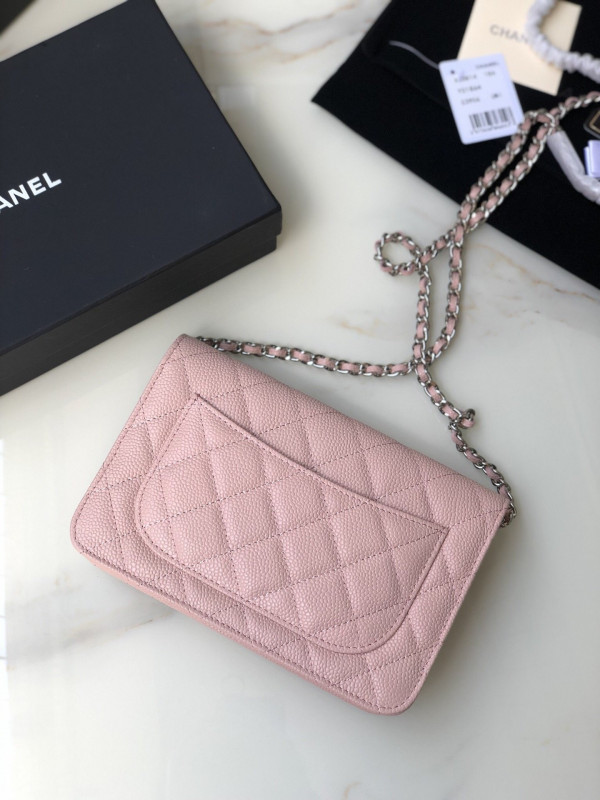 CL CHAIN WALLET CAVIAR WITH SILVER HARDWARE