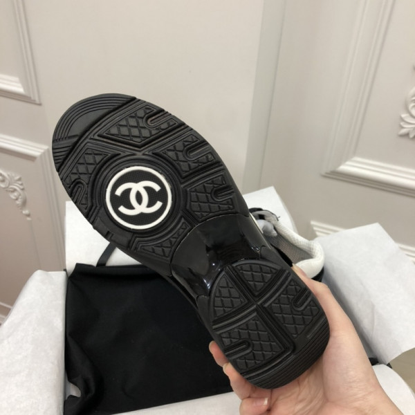 CL TRAINERS