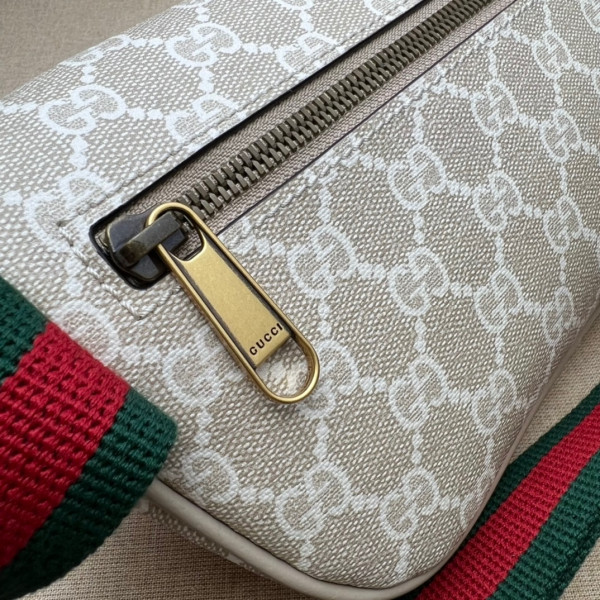 G*u*i belt bag with interlocking g