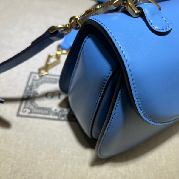 G*u*i small top handle bag with bamboo