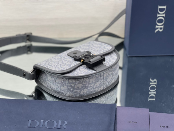 D*or gallop bag