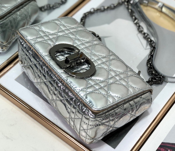 D*or small D*or caro bag