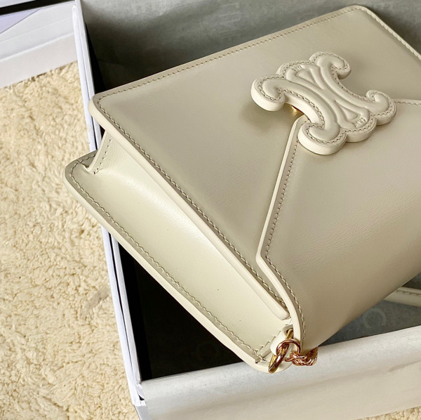 Ce**e wallet on chain cuir triomphe