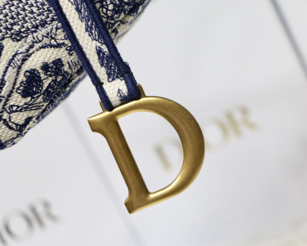 D*or saddle bag