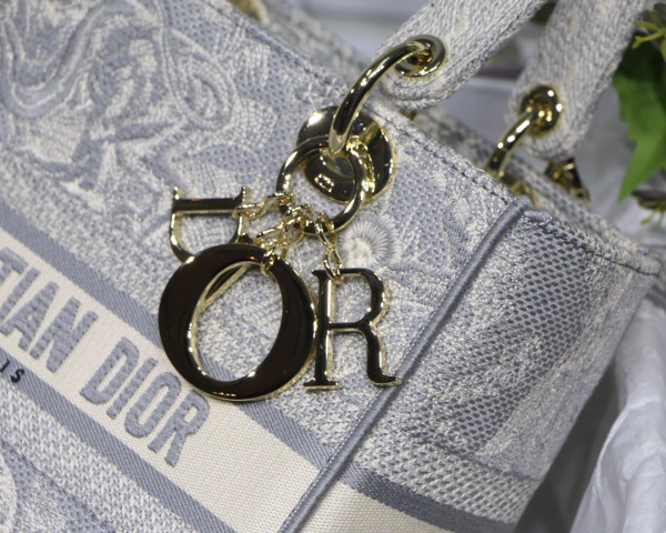 D*or lady d-lite bag