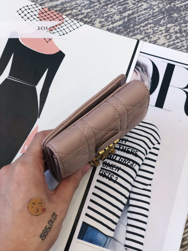 D*oraddict wallet