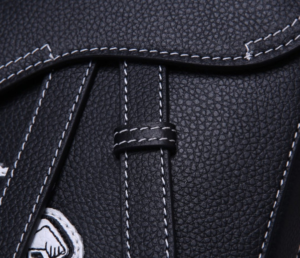D*or saddle pouch