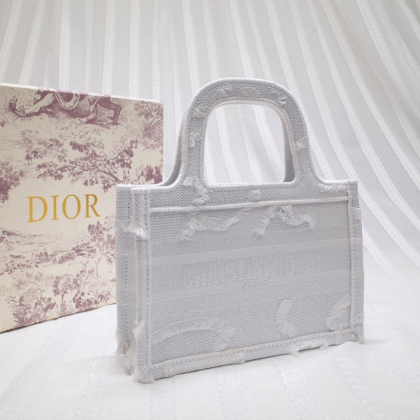 mini D*or book tote