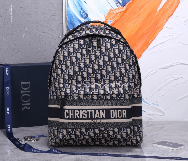 D*or backpack