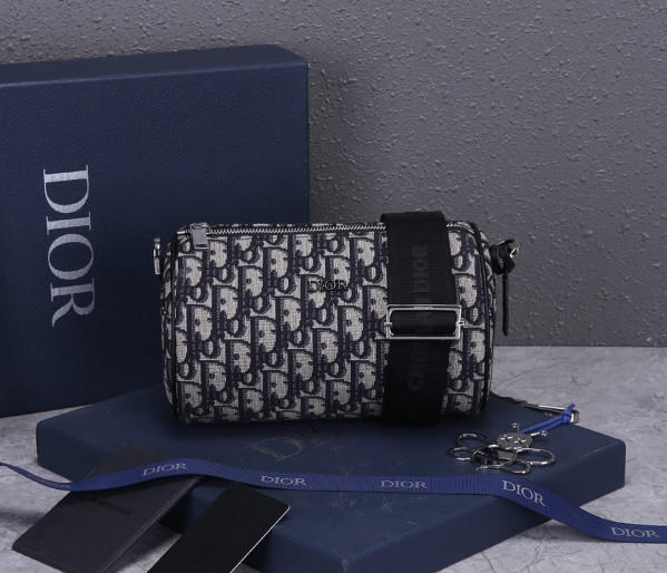D*or roller messenger bag