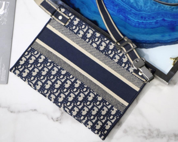 D*or oblique clutch