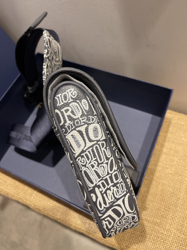 D*or saddle bag