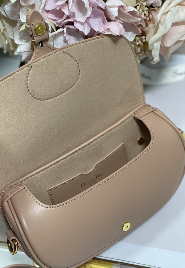 D*or bobby east-west bag
