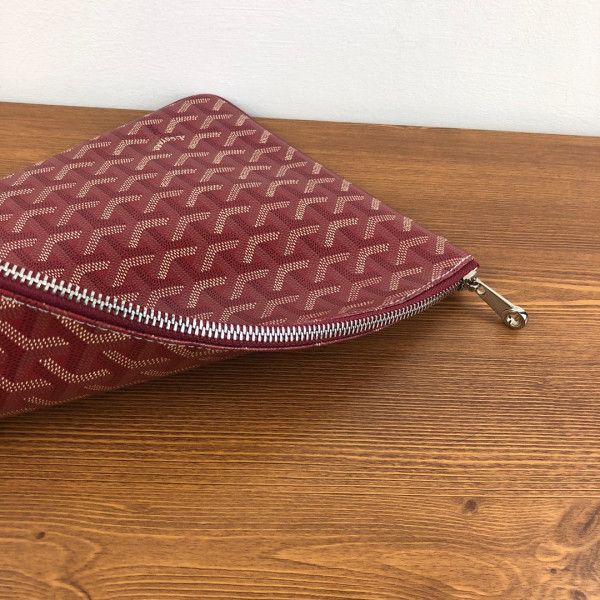 Go*ard senat pouch