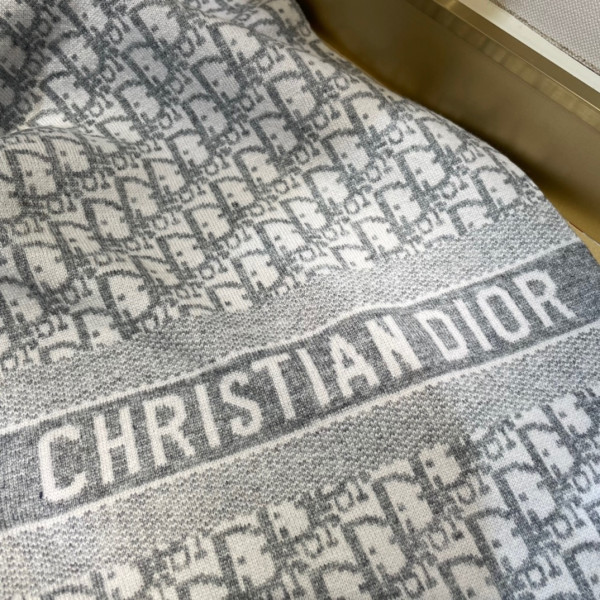 D*or scarf
