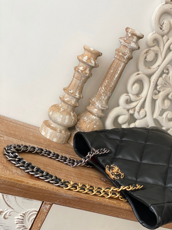CL 19 SHOPPING BAG