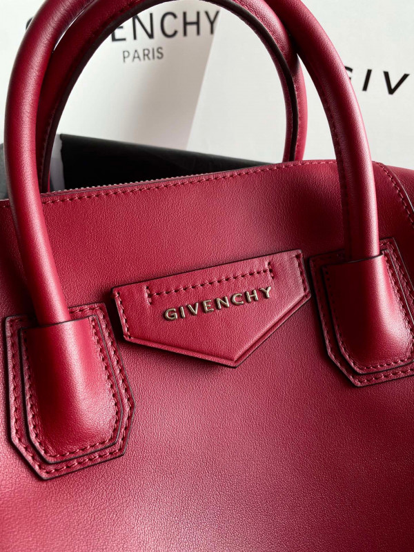 GIVENCHY ANTIGONA SOFT