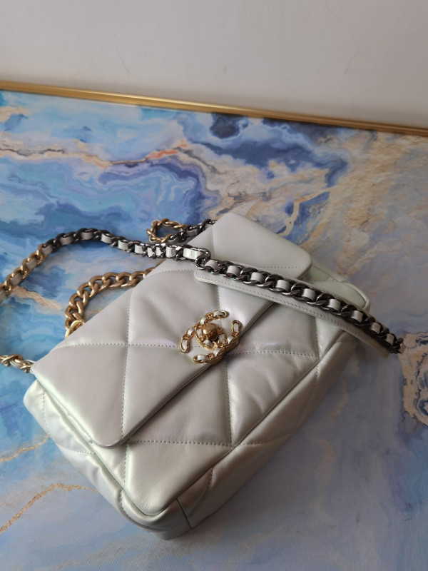 CL 19 FLAP BAG