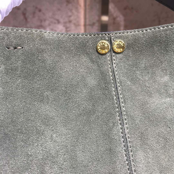 F**di peekaboo
