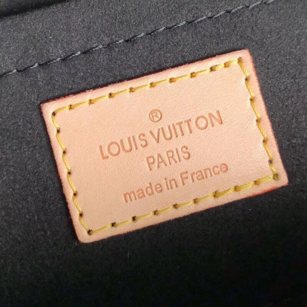 l**is V*t*n duffle