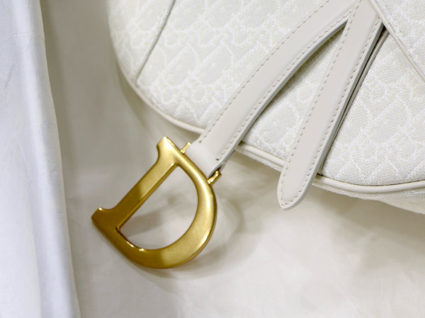 D*or saddle bag