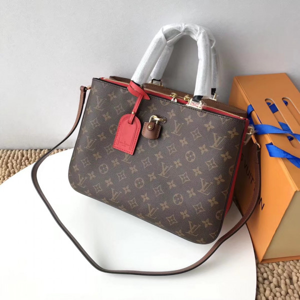l**is V*t*n saintonge millefeuille m44254 camera shoulder bag