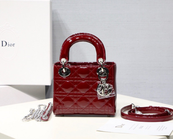lady D*or mini with cow patent leather