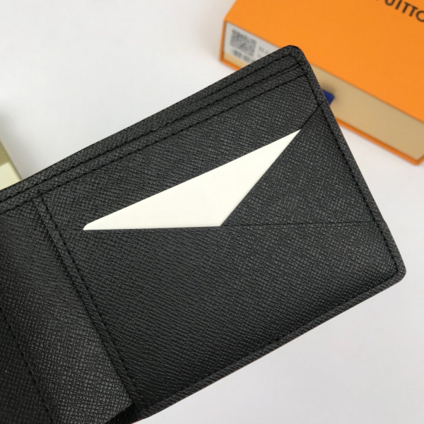 l**is V*t*n multiple wallet