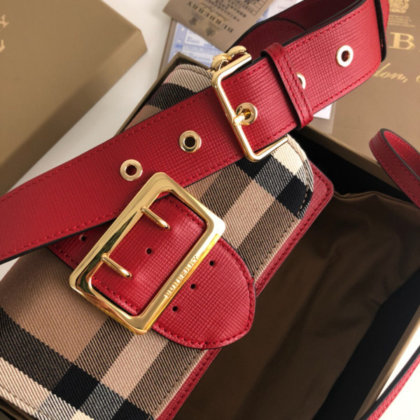 B**rry the buckle