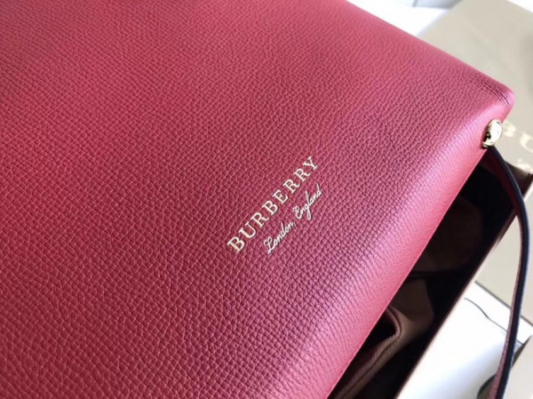 B**rry the small banner in leather and house check