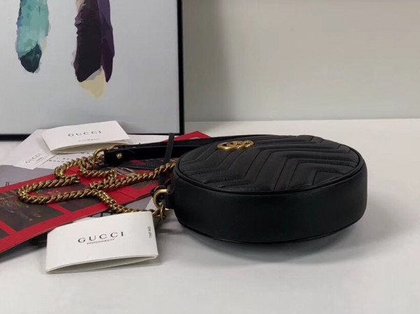 G*u*i gg marmont mini round shoulder bag