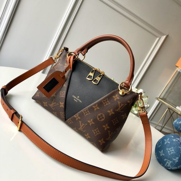 l**is V*t*n v tote bb