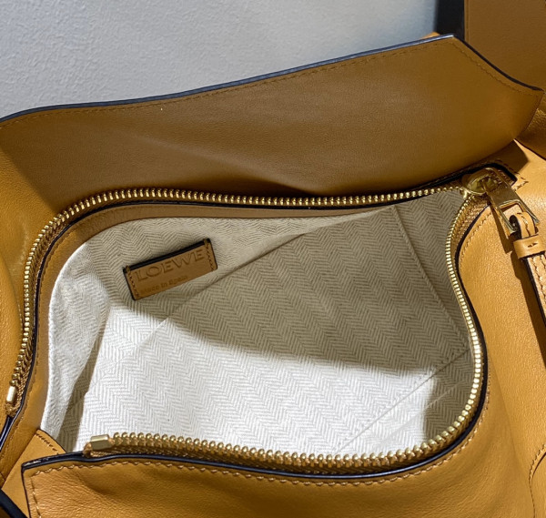 LOEWE Puzzle Hobo bag