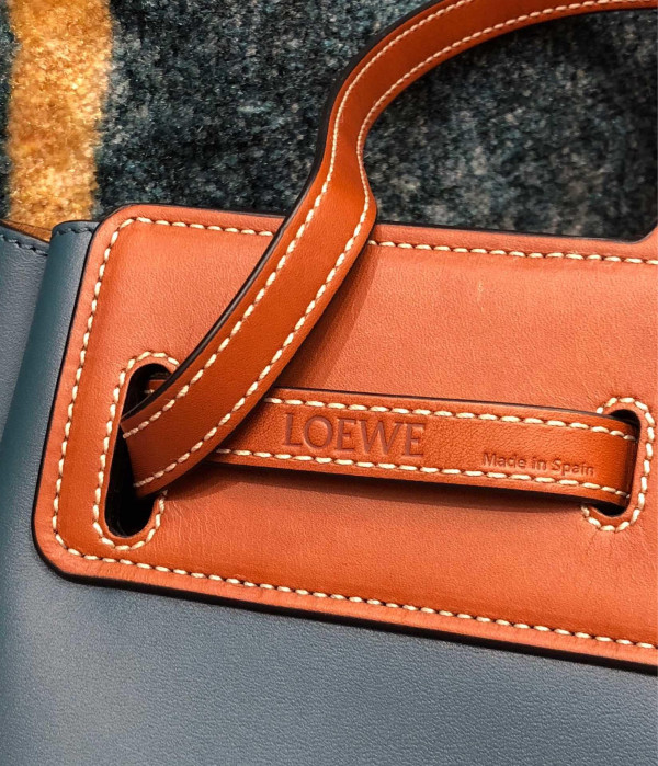 LOEWE LAZO SHOPPER