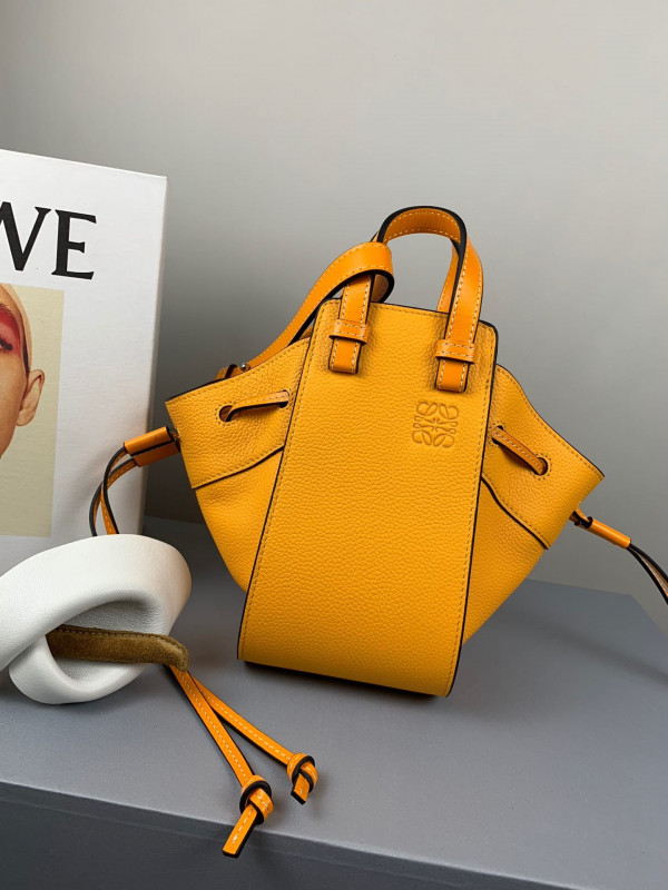 LOEWE HAMMOCK