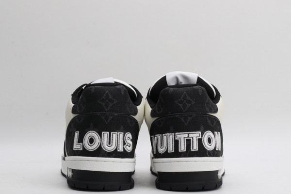 l**is V*t*n trainer sneaker