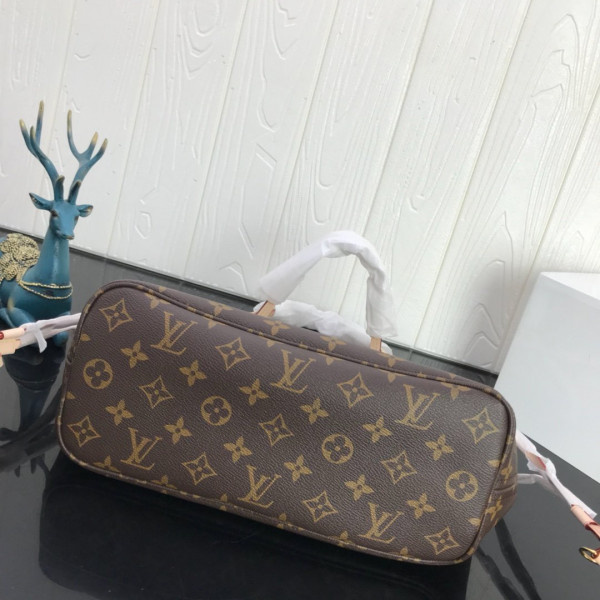 l**is V*t*n neverfull pm