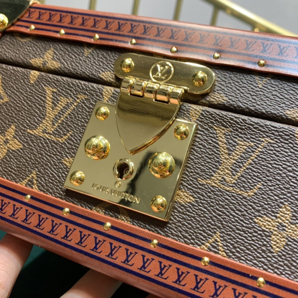 l**is V*t*n jewelry box