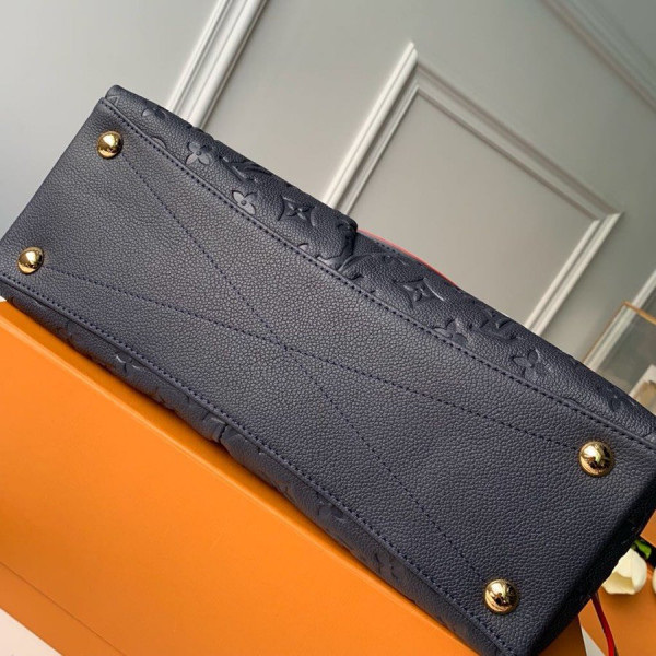 l**is V*t*n v tote mm