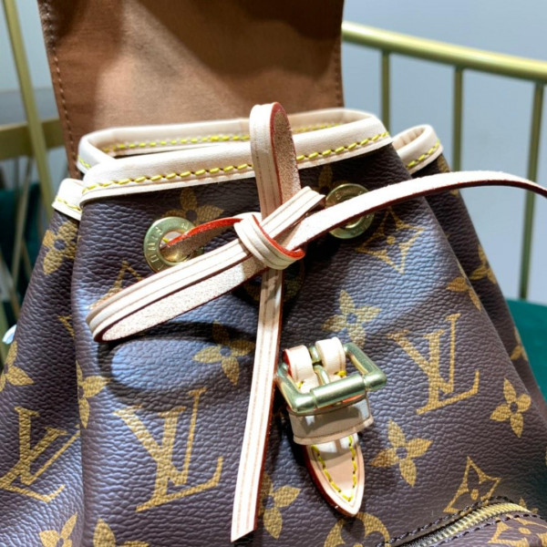 l**is V*t*n backpack