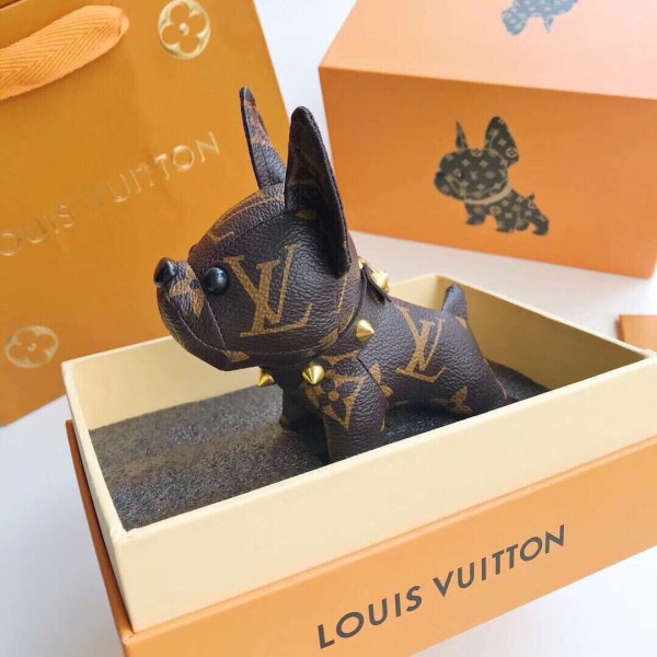 l**is V*t*n kaey chain
