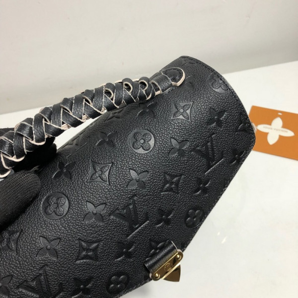 l**is V*t*n pochette metis