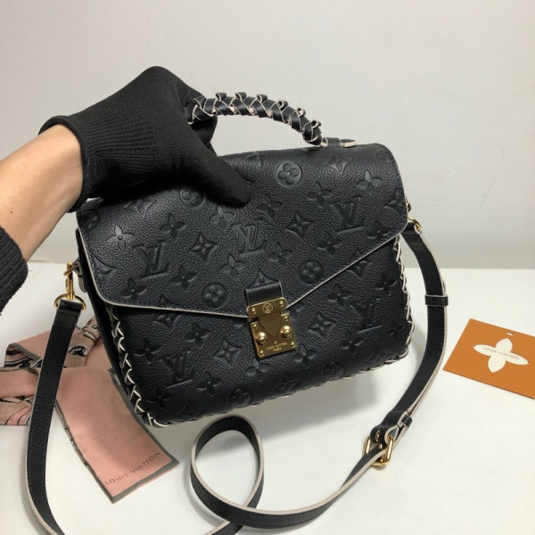 l**is V*t*n pochette metis