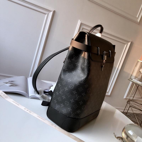 l**is V*t*n steamer backpack
