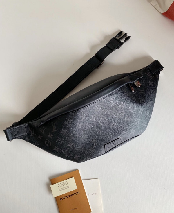 l**is V*t*n discovery bumbag