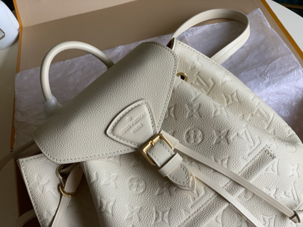 l**is V*t*n montsouris backpack