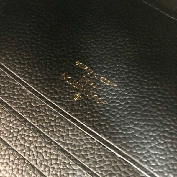 l**is V*t*n pochette mÉlanie mm