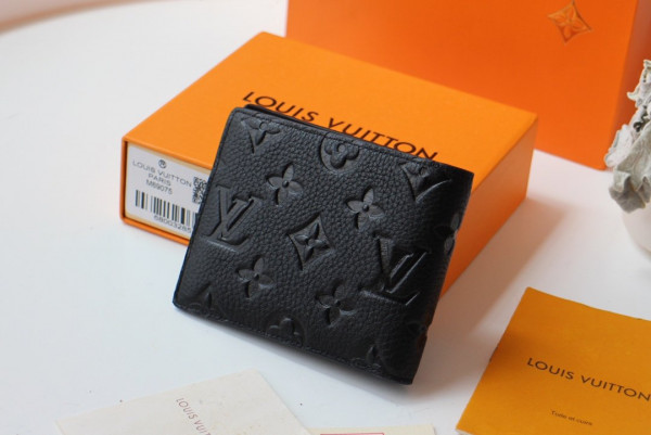 l**is V*t*n slender wallet
