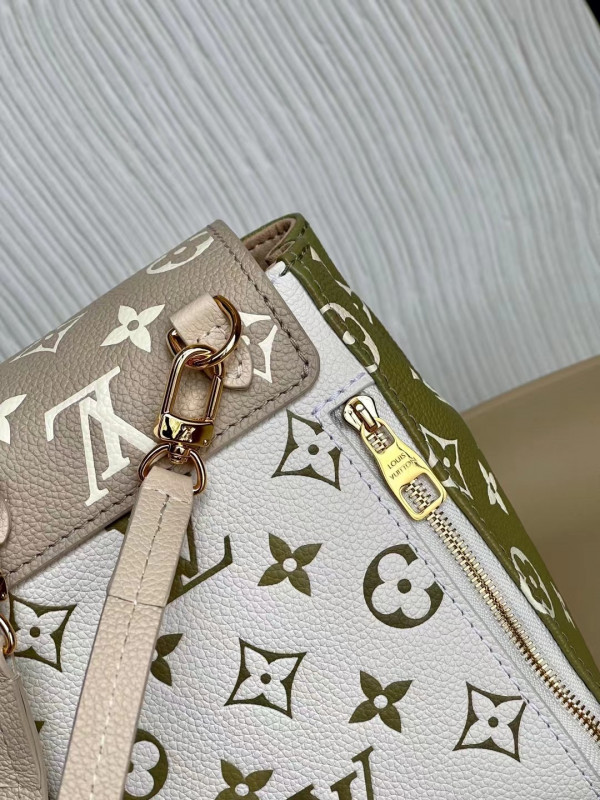 l**is V*t*n tiny backpack